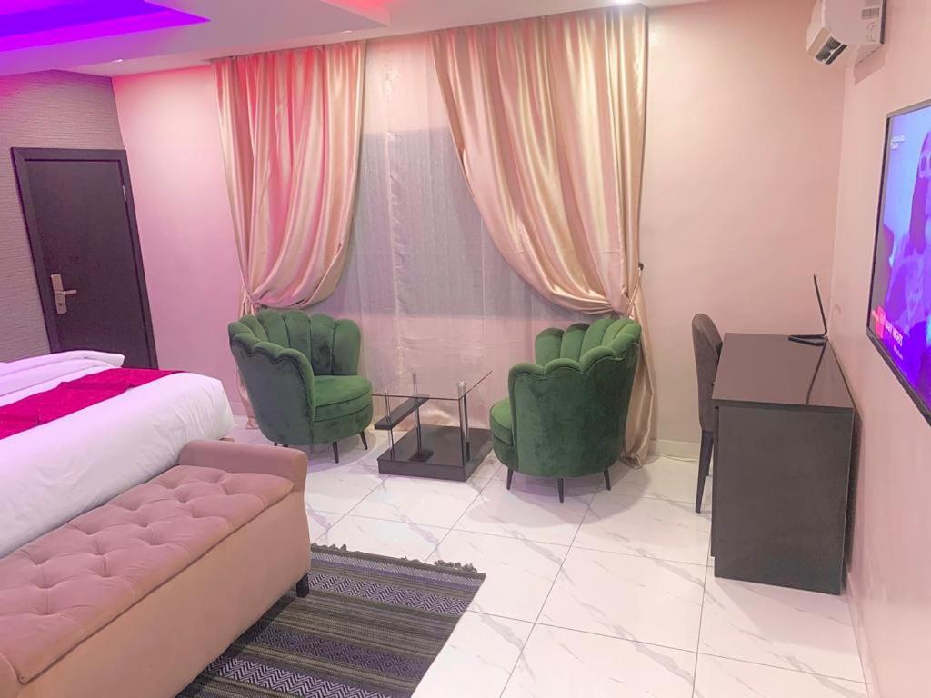 No 95 Suites VI Lagos Luaran gambar
