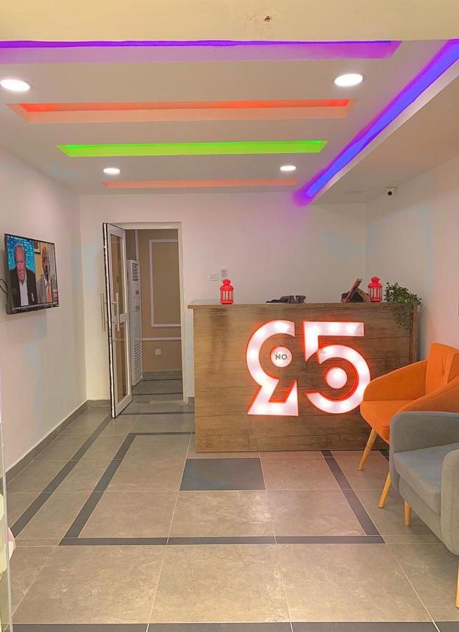 No 95 Suites VI Lagos Luaran gambar